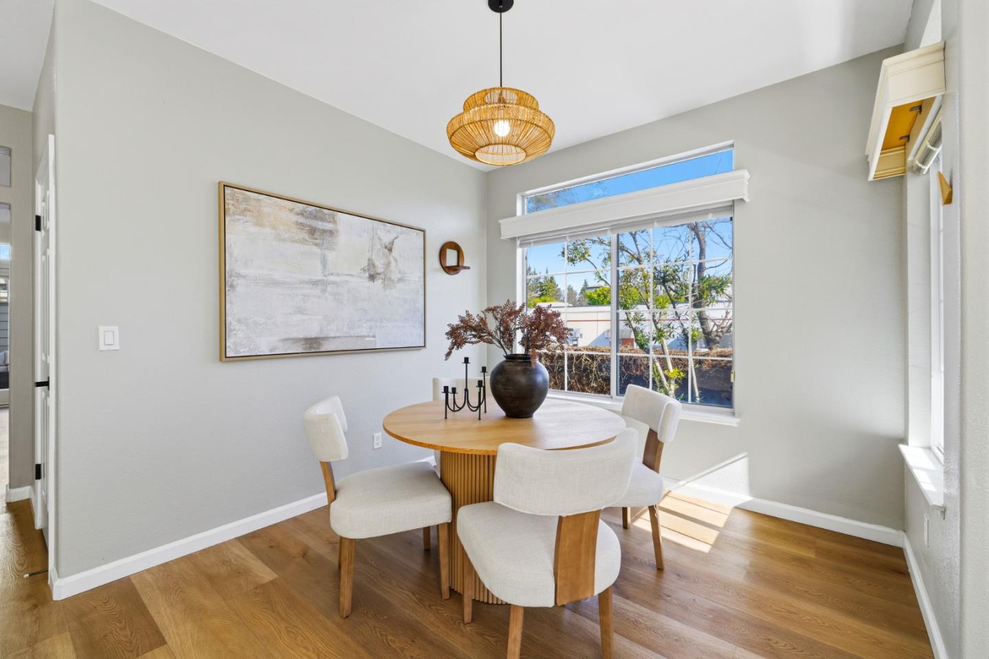 Detail Gallery Image 13 of 111 For 1152 La Rochelle Ter #F,  Sunnyvale,  CA 94089 - 3 Beds | 2/1 Baths