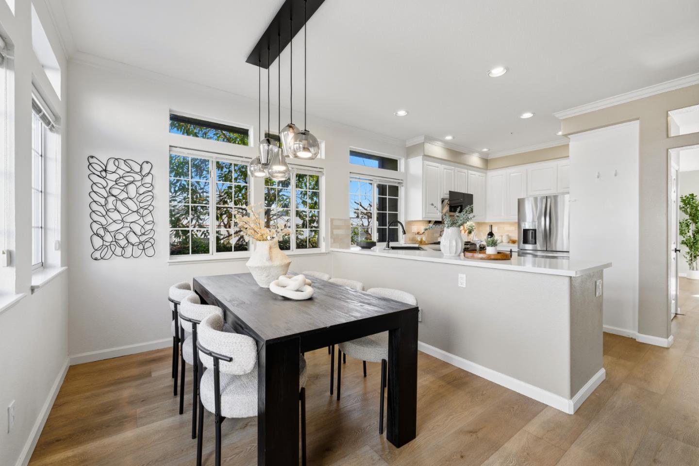 Detail Gallery Image 30 of 111 For 1152 La Rochelle Ter #F,  Sunnyvale,  CA 94089 - 3 Beds | 2/1 Baths