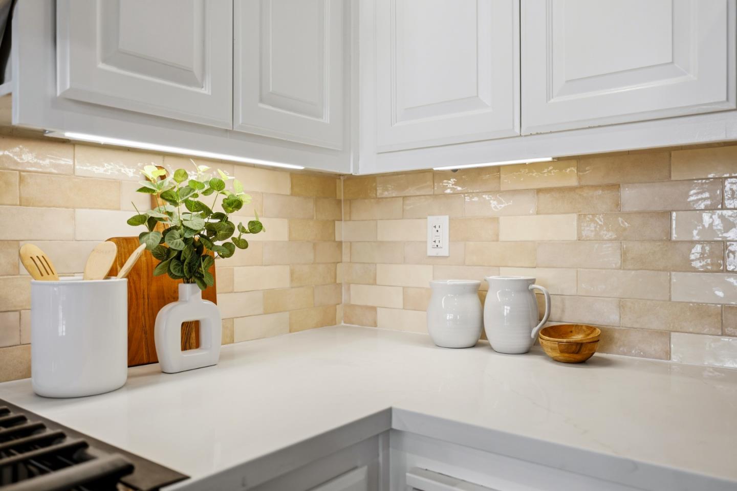 Detail Gallery Image 44 of 111 For 1152 La Rochelle Ter #F,  Sunnyvale,  CA 94089 - 3 Beds | 2/1 Baths