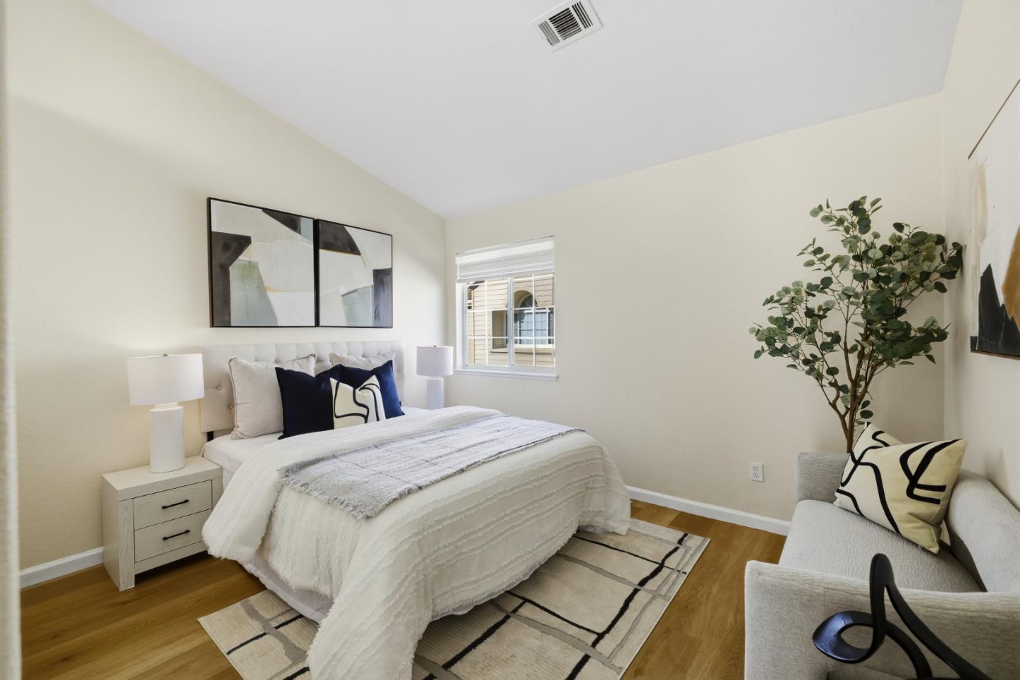 Detail Gallery Image 49 of 111 For 1152 La Rochelle Ter #F,  Sunnyvale,  CA 94089 - 3 Beds | 2/1 Baths