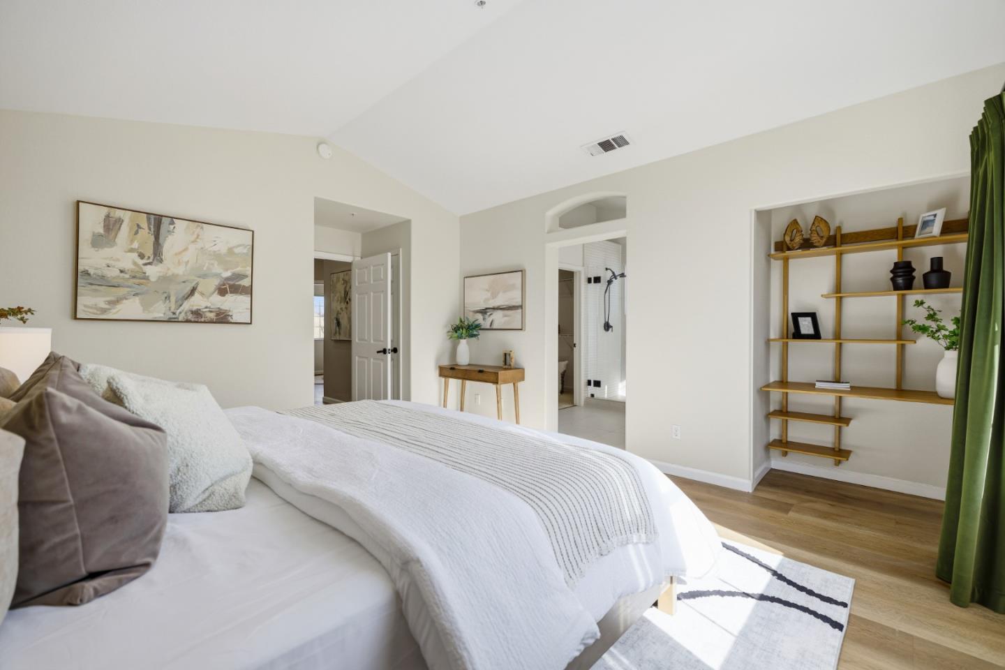 Detail Gallery Image 62 of 111 For 1152 La Rochelle Ter #F,  Sunnyvale,  CA 94089 - 3 Beds | 2/1 Baths