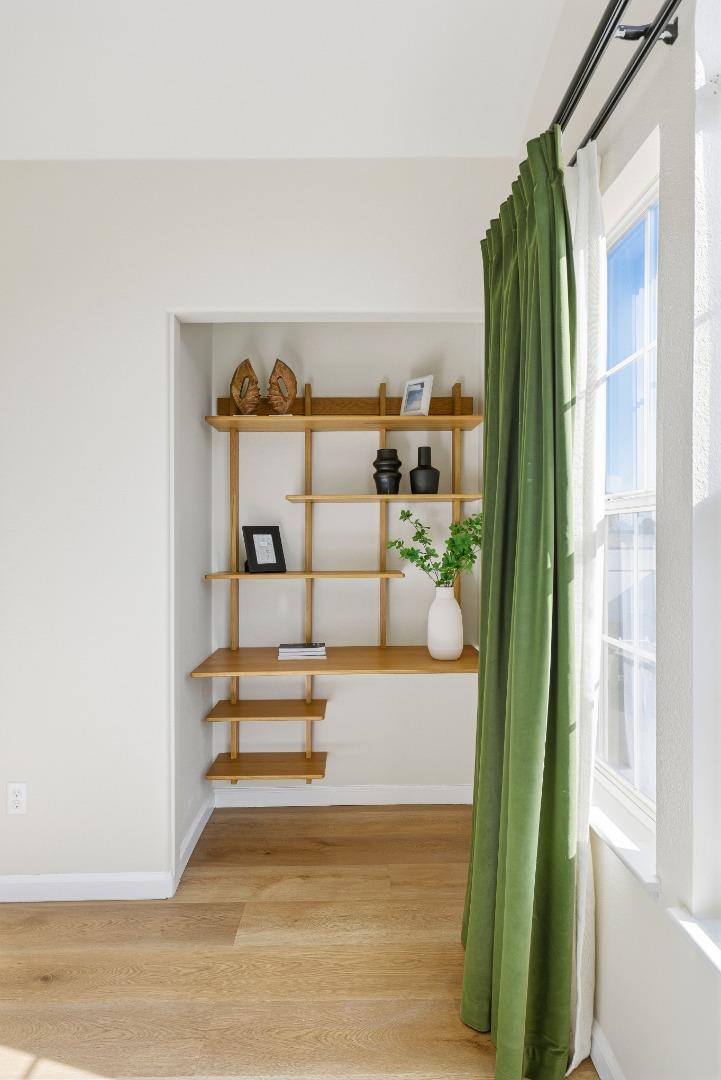 Detail Gallery Image 65 of 111 For 1152 La Rochelle Ter #F,  Sunnyvale,  CA 94089 - 3 Beds | 2/1 Baths