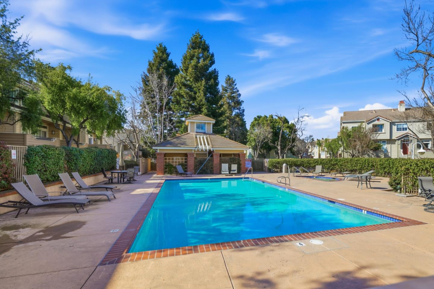 Detail Gallery Image 95 of 111 For 1152 La Rochelle Ter #F,  Sunnyvale,  CA 94089 - 3 Beds | 2/1 Baths