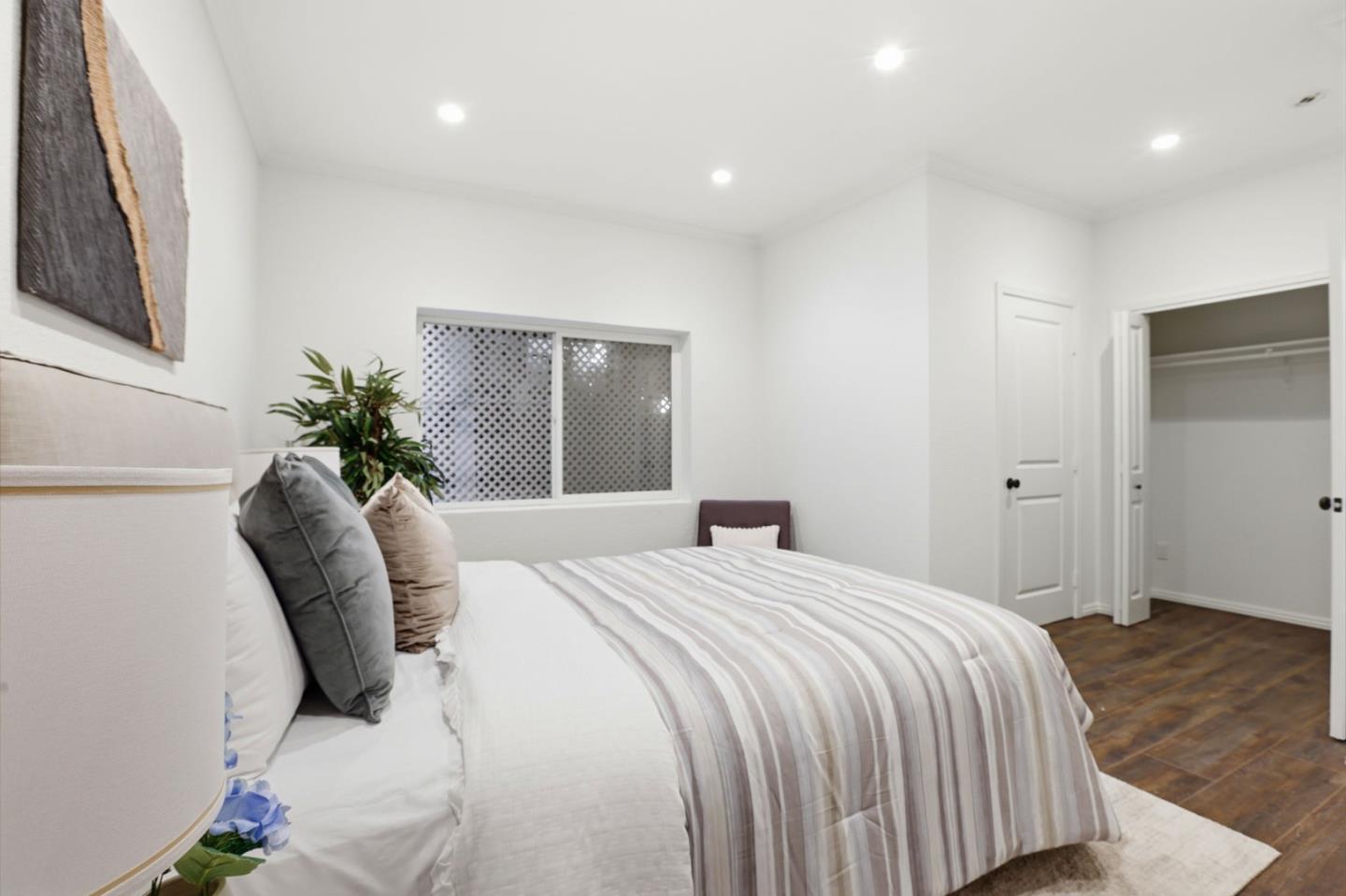 Detail Gallery Image 25 of 40 For 554 Mangels Ave, San Francisco,  CA 94127 - 4 Beds | 3 Baths