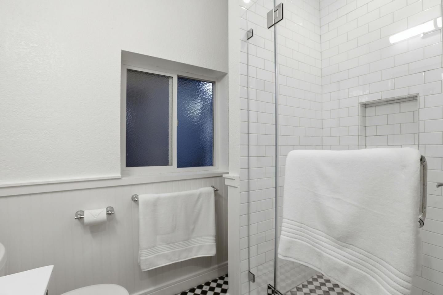 Detail Gallery Image 27 of 40 For 554 Mangels Ave, San Francisco,  CA 94127 - 4 Beds | 3 Baths