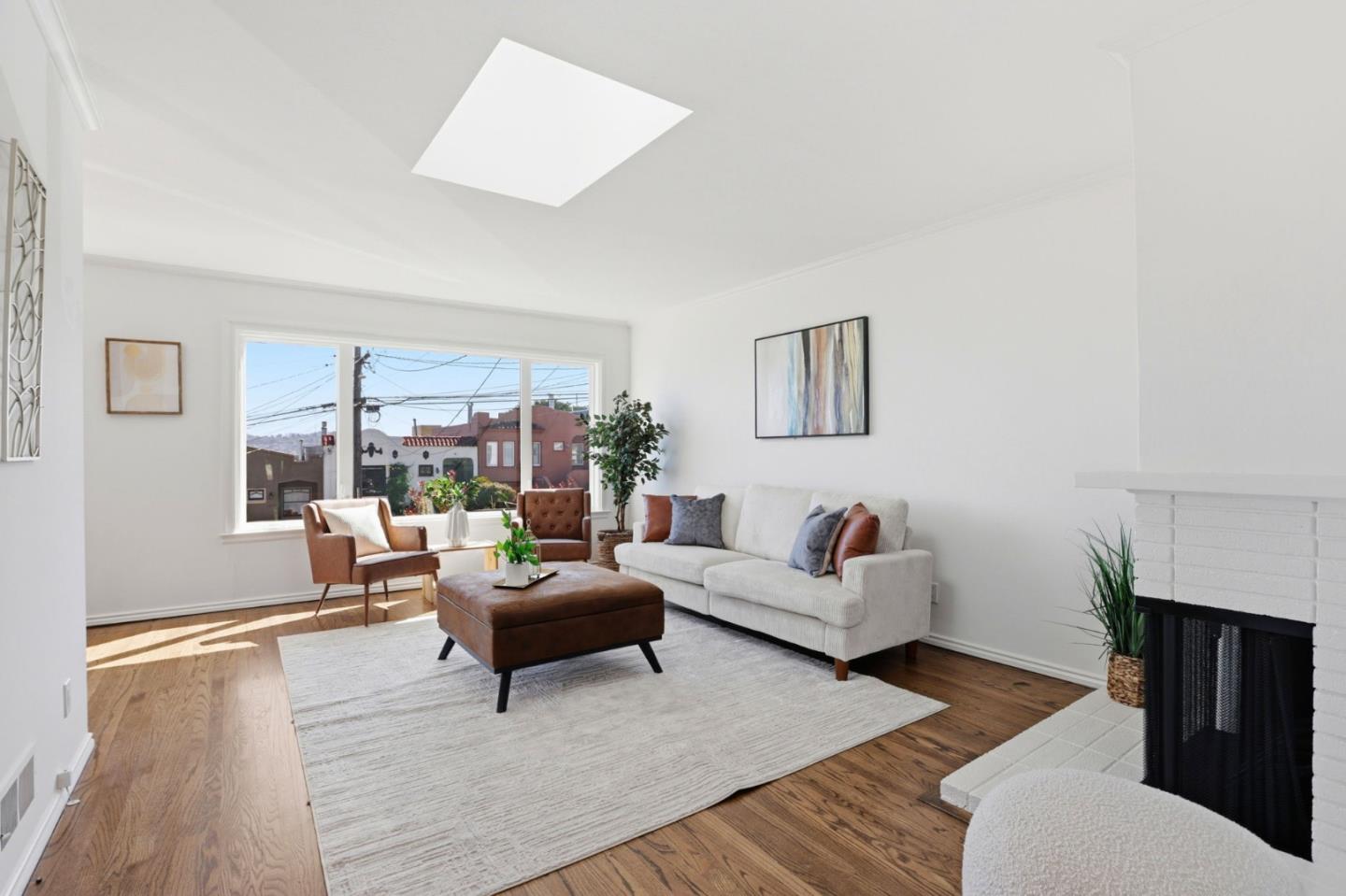 Detail Gallery Image 5 of 40 For 554 Mangels Ave, San Francisco,  CA 94127 - 4 Beds | 3 Baths