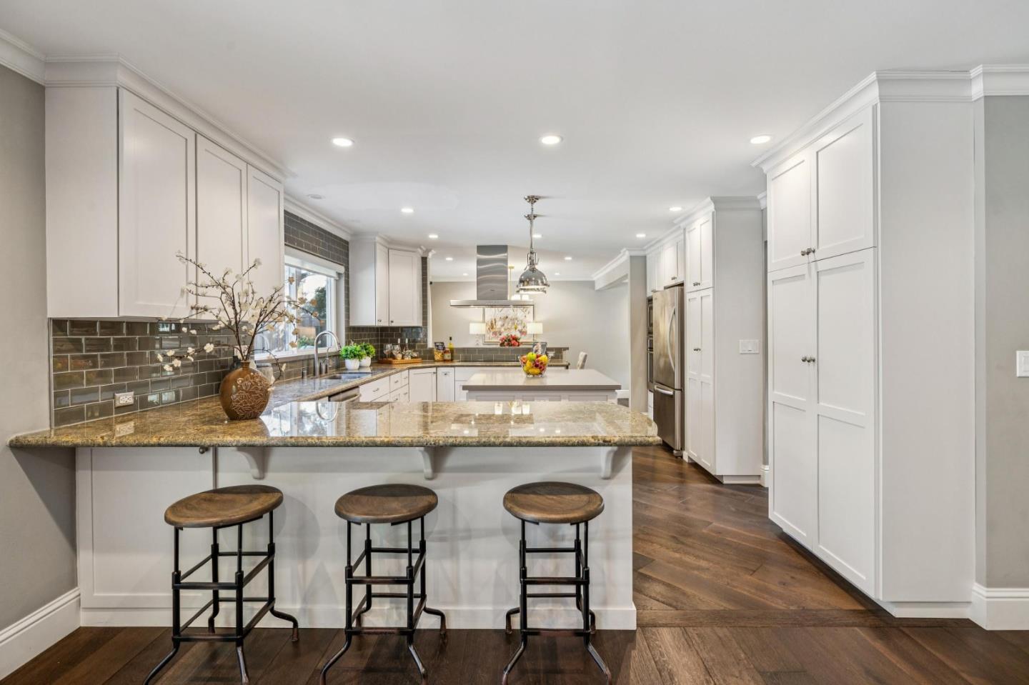 Detail Gallery Image 17 of 68 For 21685 Regnart Rd, Cupertino,  CA 95014 - 4 Beds | 2/1 Baths