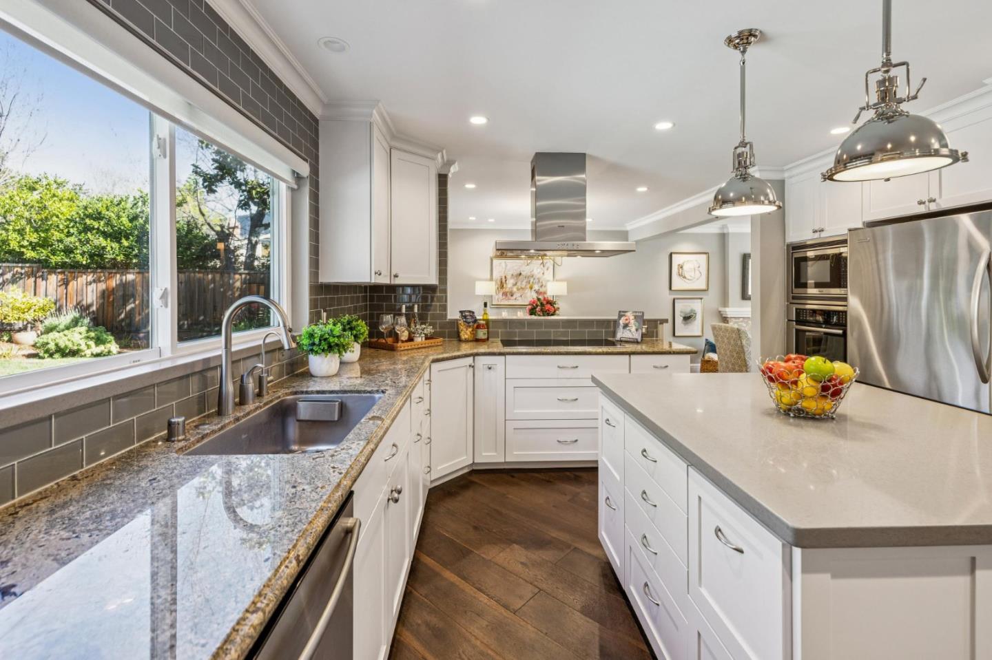 Detail Gallery Image 18 of 68 For 21685 Regnart Rd, Cupertino,  CA 95014 - 4 Beds | 2/1 Baths