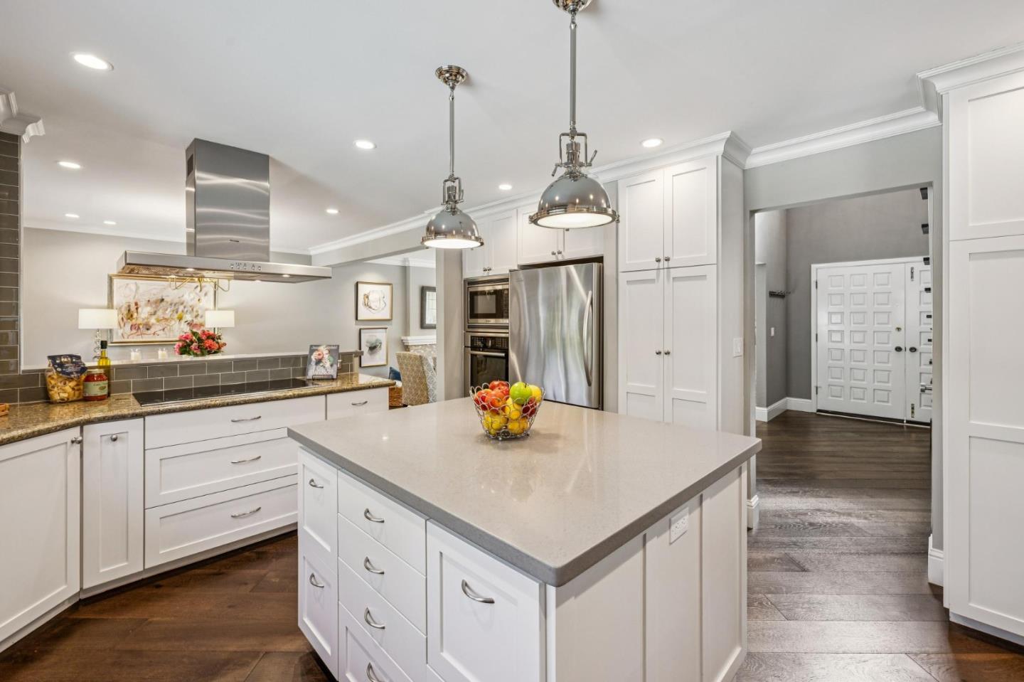 Detail Gallery Image 20 of 68 For 21685 Regnart Rd, Cupertino,  CA 95014 - 4 Beds | 2/1 Baths