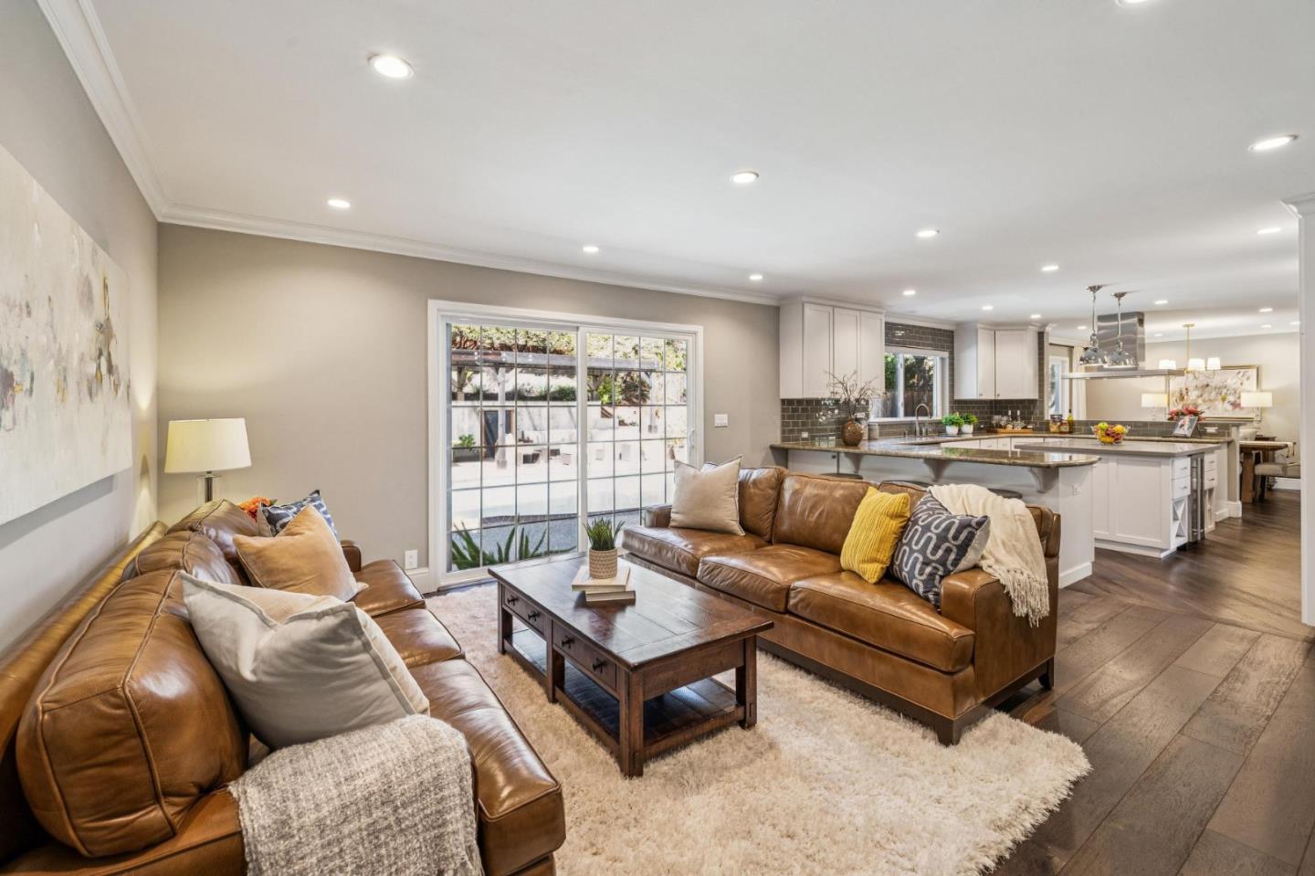 Detail Gallery Image 22 of 68 For 21685 Regnart Rd, Cupertino,  CA 95014 - 4 Beds | 2/1 Baths