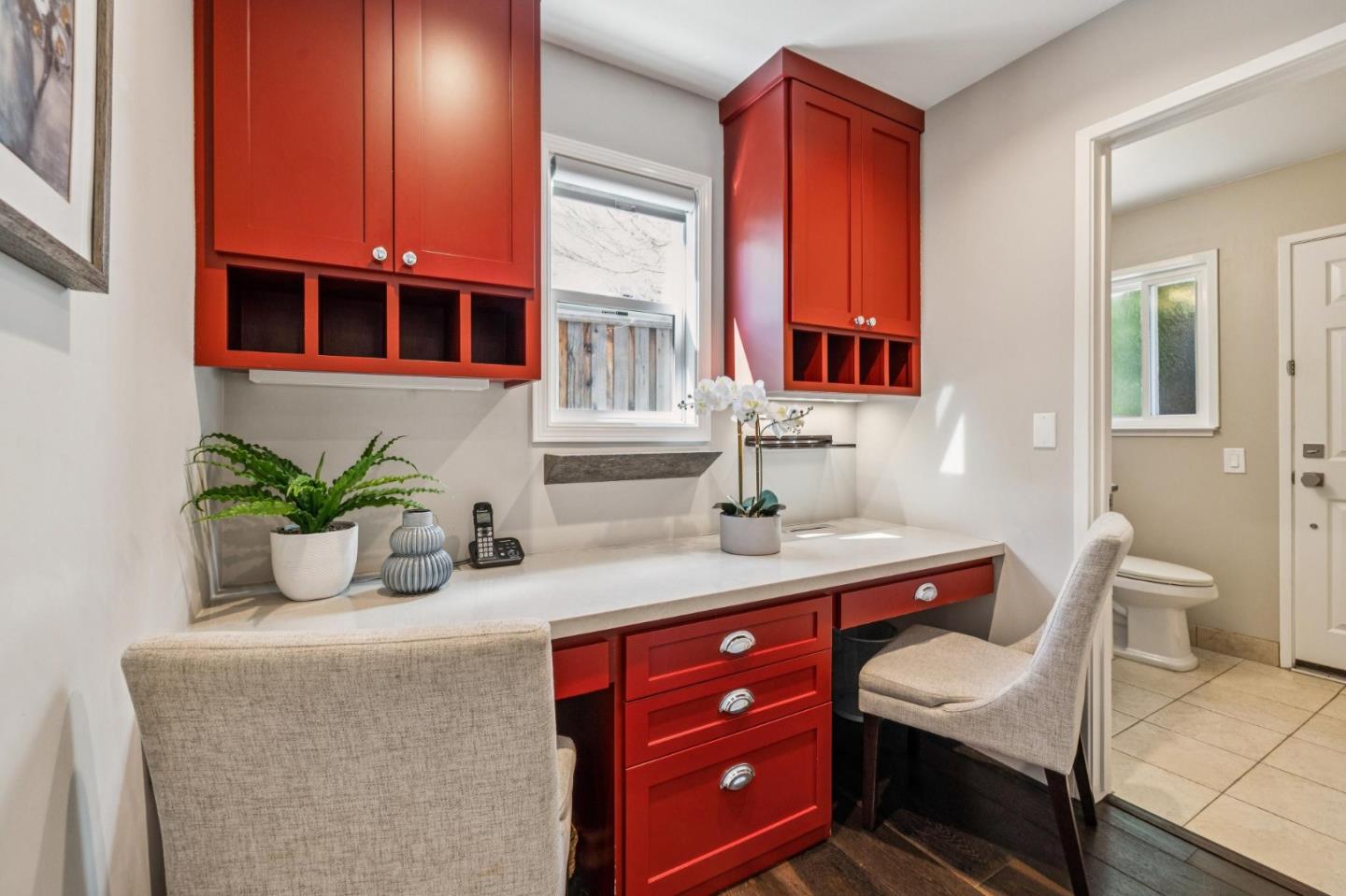 Detail Gallery Image 24 of 68 For 21685 Regnart Rd, Cupertino,  CA 95014 - 4 Beds | 2/1 Baths