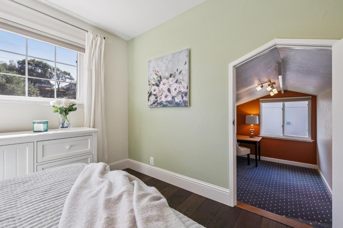 Detail Gallery Image 48 of 68 For 21685 Regnart Rd, Cupertino,  CA 95014 - 4 Beds | 2/1 Baths