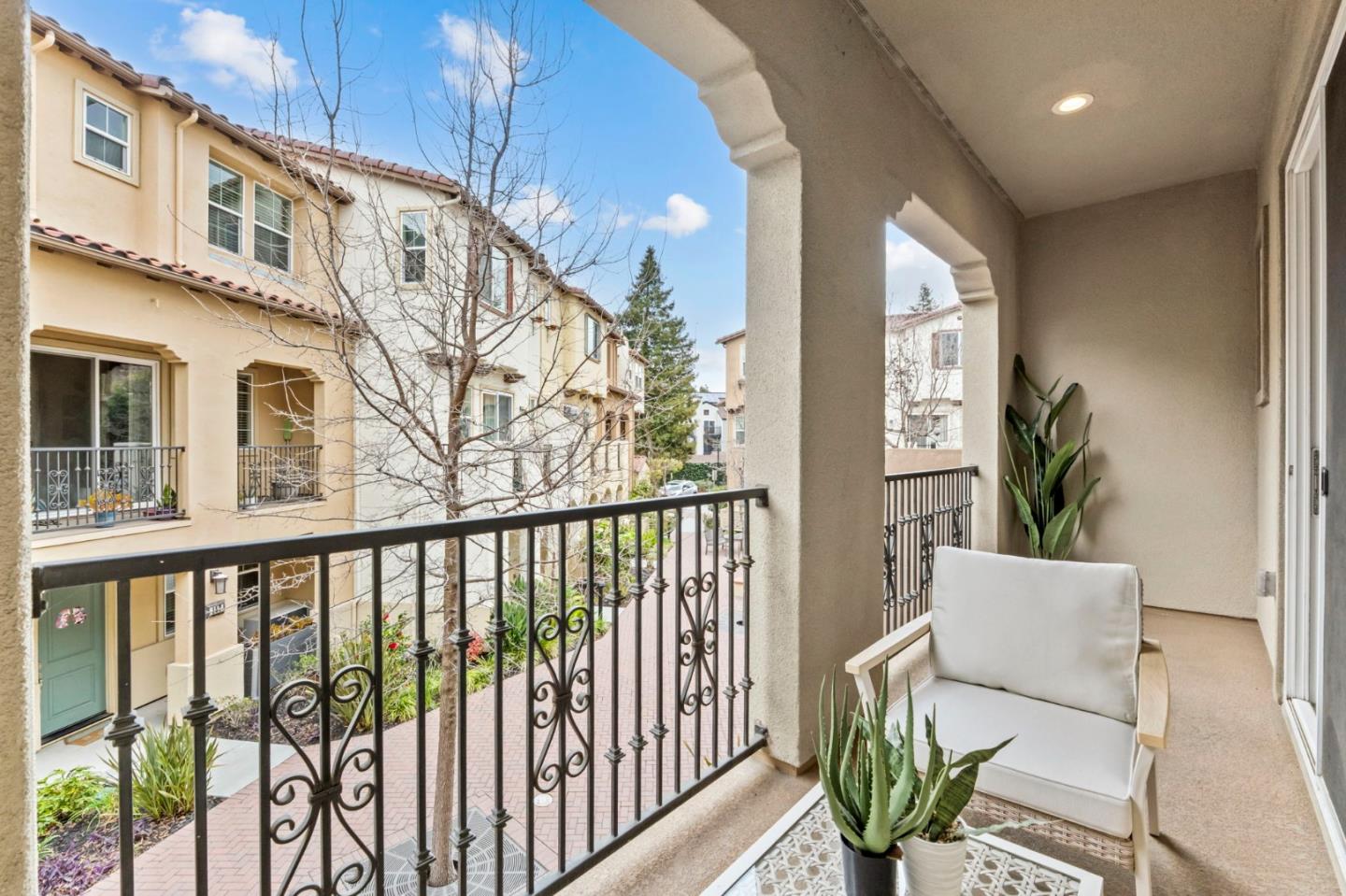 Detail Gallery Image 33 of 41 For 183 Jeffrey Ter, Sunnyvale,  CA 94086 - 3 Beds | 2/1 Baths