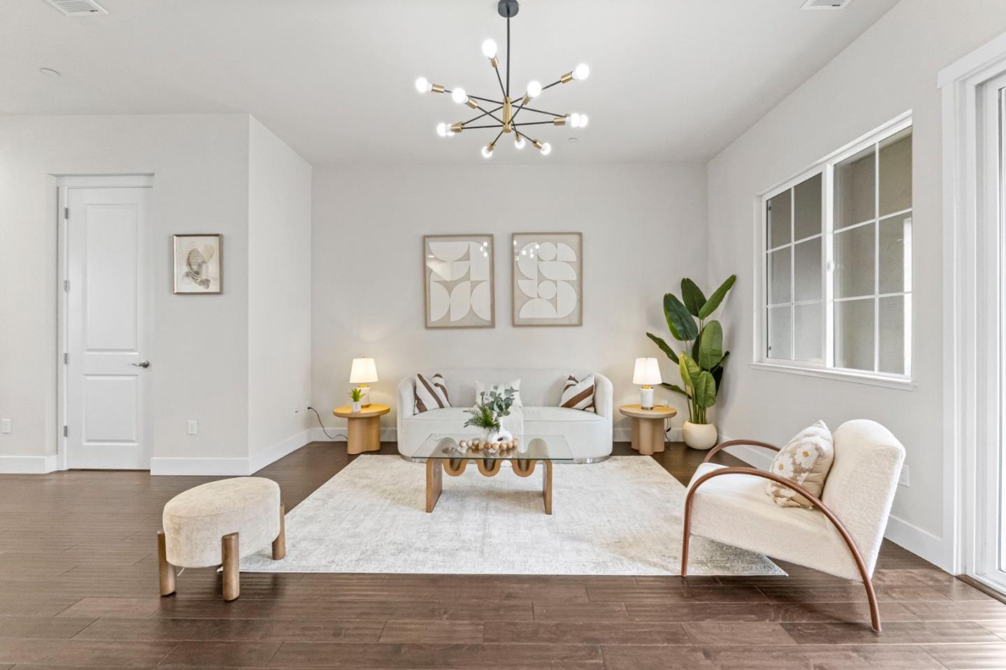 Detail Gallery Image 5 of 41 For 183 Jeffrey Ter, Sunnyvale,  CA 94086 - 3 Beds | 2/1 Baths