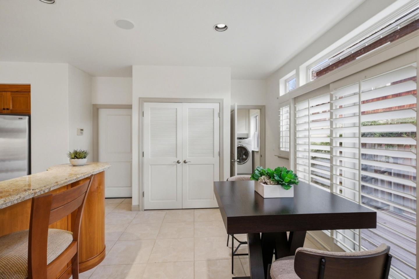 Detail Gallery Image 12 of 48 For 111 Misty Ct, Santa Cruz,  CA 95060 - 4 Beds | 3 Baths