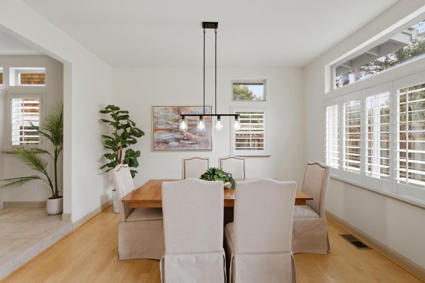 Detail Gallery Image 14 of 48 For 111 Misty Ct, Santa Cruz,  CA 95060 - 4 Beds | 3 Baths