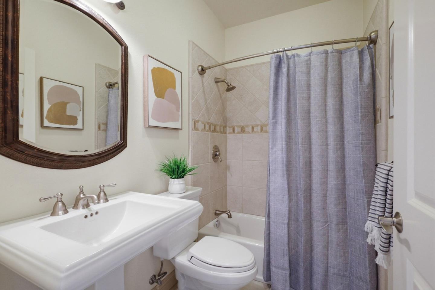 Detail Gallery Image 18 of 48 For 111 Misty Ct, Santa Cruz,  CA 95060 - 4 Beds | 3 Baths