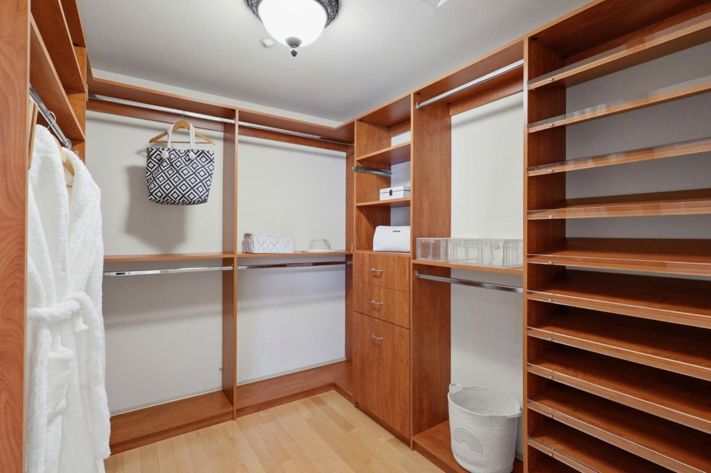 Detail Gallery Image 27 of 48 For 111 Misty Ct, Santa Cruz,  CA 95060 - 4 Beds | 3 Baths