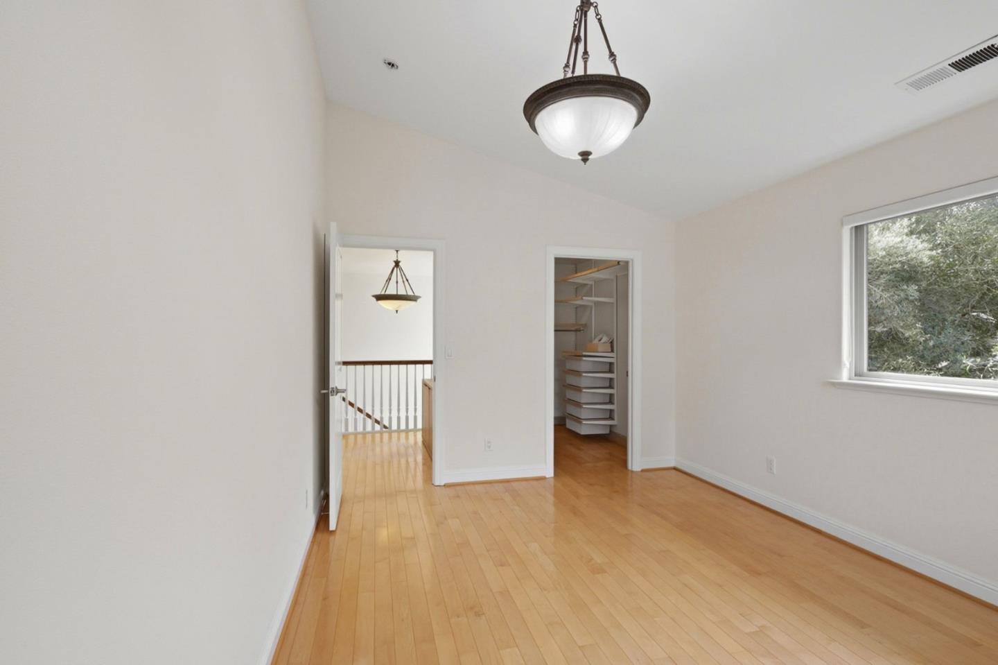 Detail Gallery Image 28 of 48 For 111 Misty Ct, Santa Cruz,  CA 95060 - 4 Beds | 3 Baths