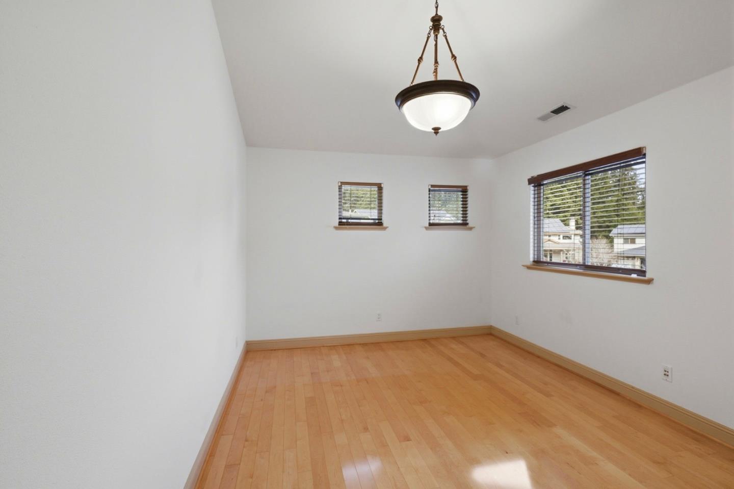 Detail Gallery Image 30 of 48 For 111 Misty Ct, Santa Cruz,  CA 95060 - 4 Beds | 3 Baths