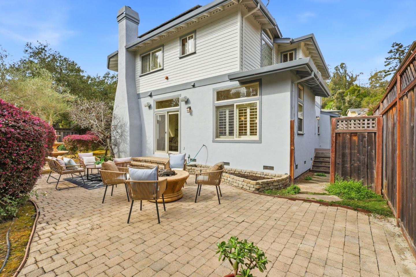 Detail Gallery Image 34 of 48 For 111 Misty Ct, Santa Cruz,  CA 95060 - 4 Beds | 3 Baths