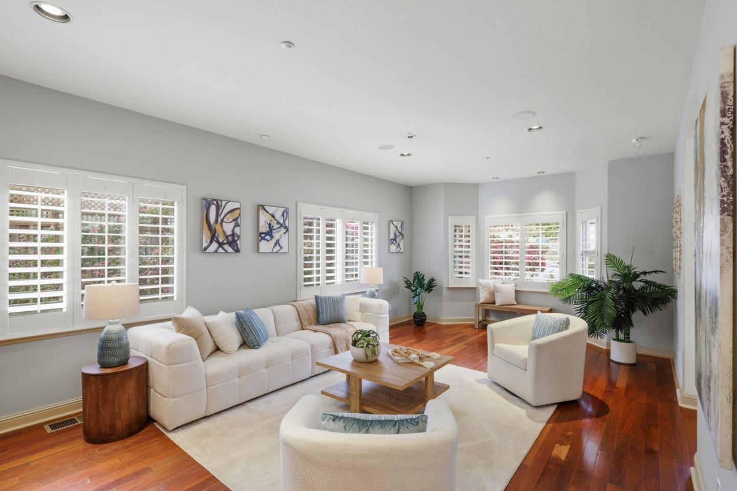 Detail Gallery Image 6 of 48 For 111 Misty Ct, Santa Cruz,  CA 95060 - 4 Beds | 3 Baths