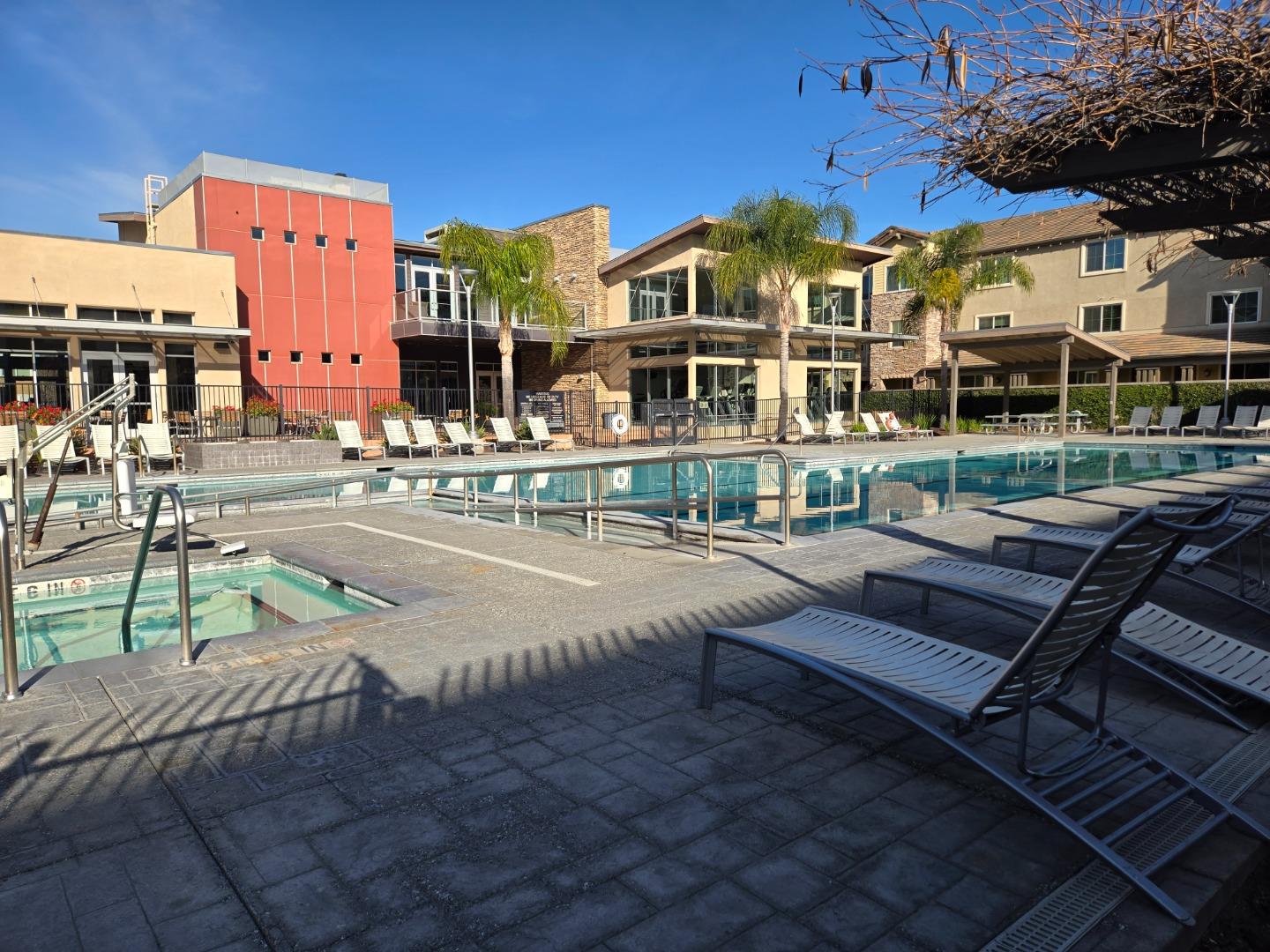 Detail Gallery Image 25 of 32 For 815 Blue Opal Dr, San Jose,  CA 95123 - 3 Beds | 3/1 Baths