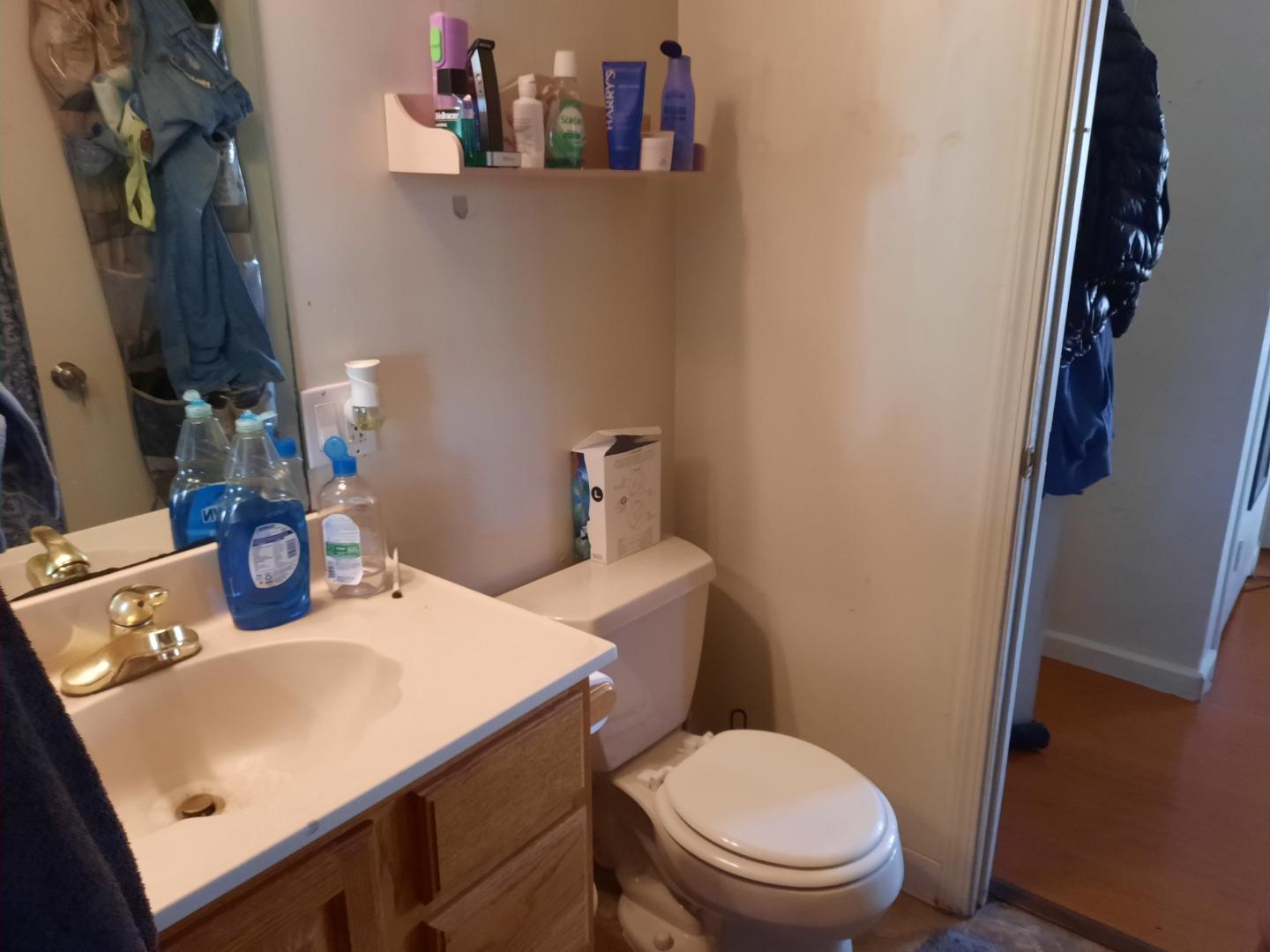 Detail Gallery Image 12 of 19 For 248 Eureka Ct, Sunnyvale,  CA 94085 - 5 Beds | 3 Baths