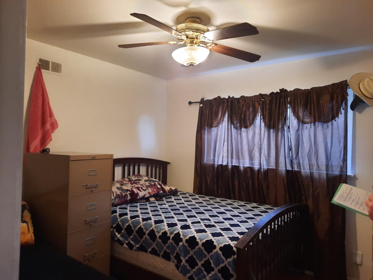 Detail Gallery Image 8 of 19 For 248 Eureka Ct, Sunnyvale,  CA 94085 - 5 Beds | 3 Baths