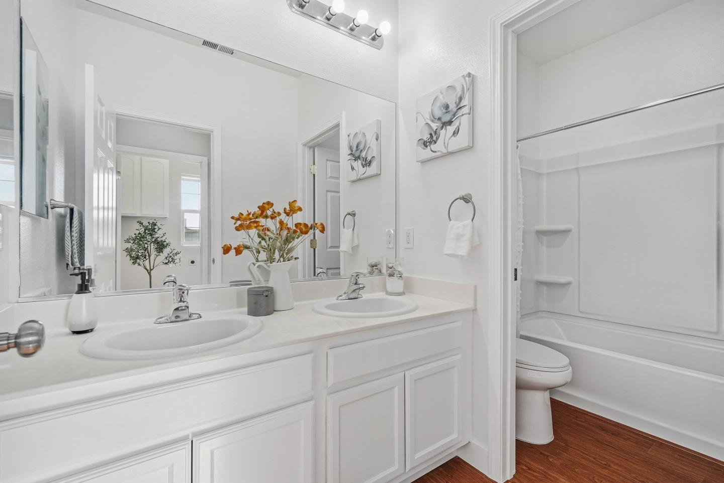 Detail Gallery Image 17 of 37 For 29004 Tern Pl, Hayward,  CA 94545 - 4 Beds | 2/1 Baths