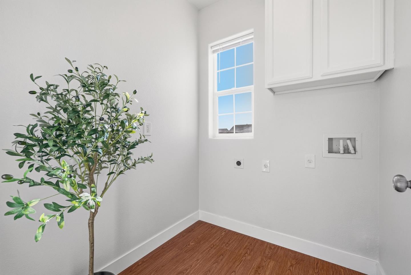 Detail Gallery Image 25 of 37 For 29004 Tern Pl, Hayward,  CA 94545 - 4 Beds | 2/1 Baths