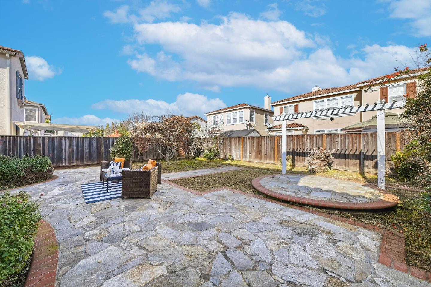 Detail Gallery Image 27 of 37 For 29004 Tern Pl, Hayward,  CA 94545 - 4 Beds | 2/1 Baths