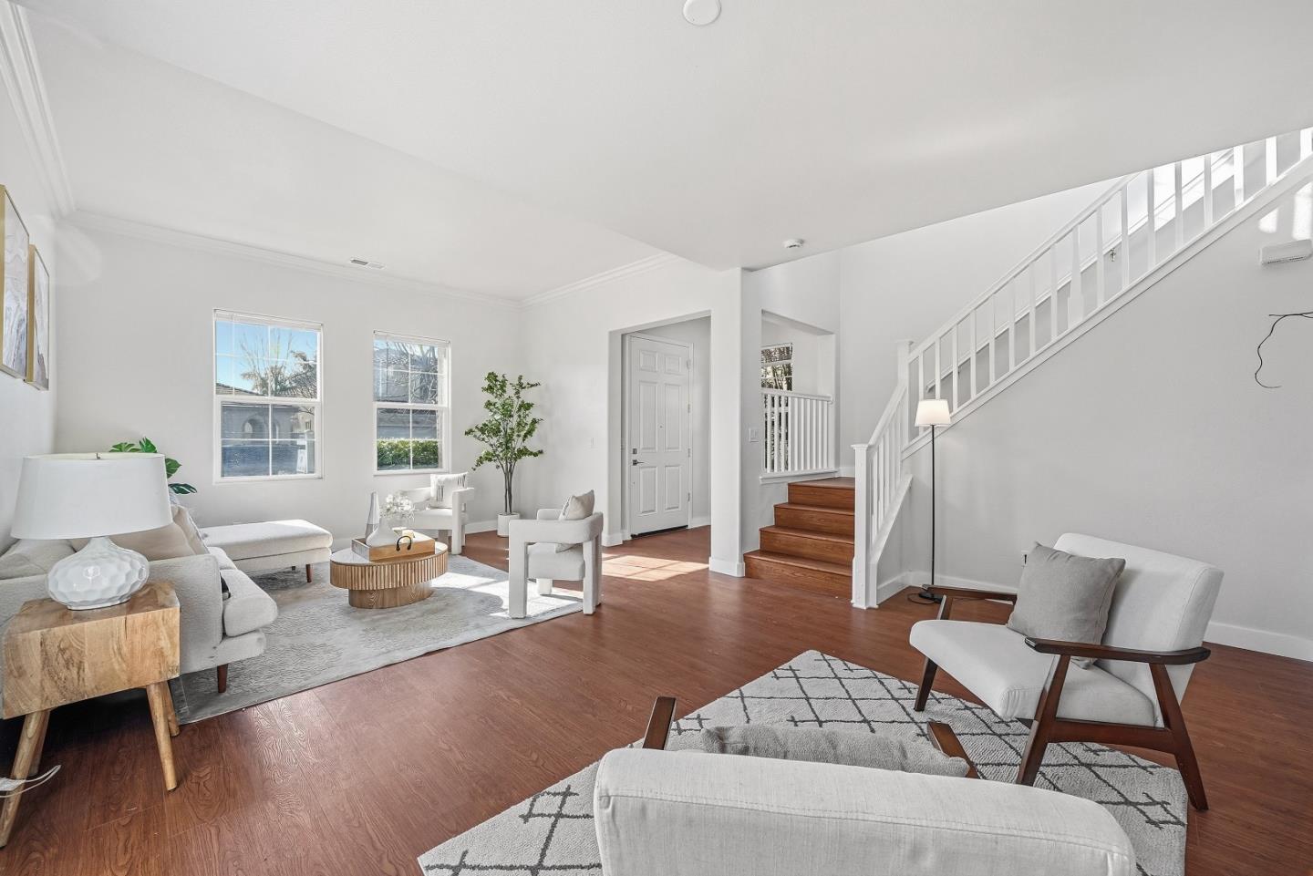 Detail Gallery Image 4 of 37 For 29004 Tern Pl, Hayward,  CA 94545 - 4 Beds | 2/1 Baths