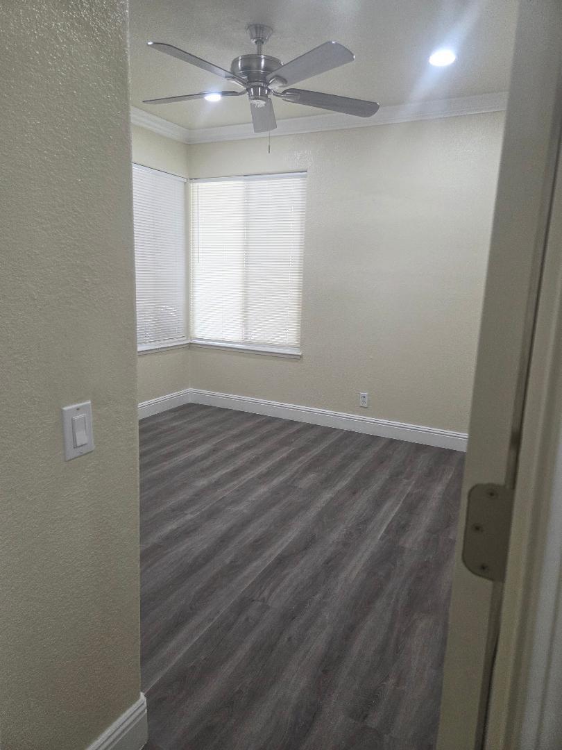 Detail Gallery Image 7 of 9 For Address Not Disclosed, San Jose,  CA 95110 - 3 Beds | 1/1 Baths