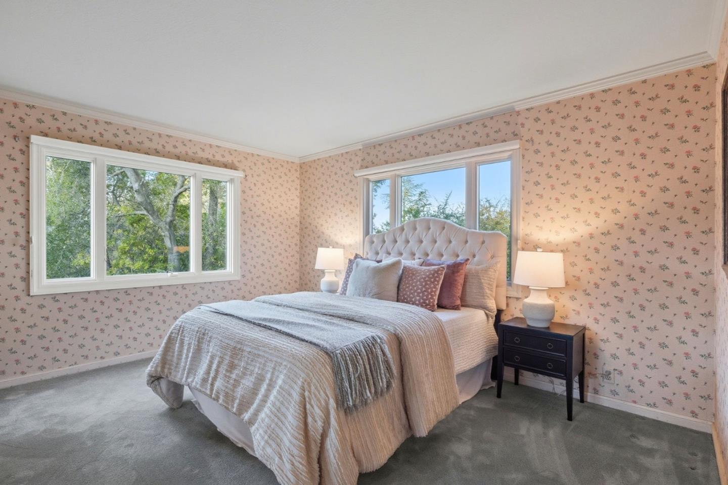 Detail Gallery Image 26 of 39 For 135 Harcross Rd, Woodside,  CA 94062 - 3 Beds | 2 Baths