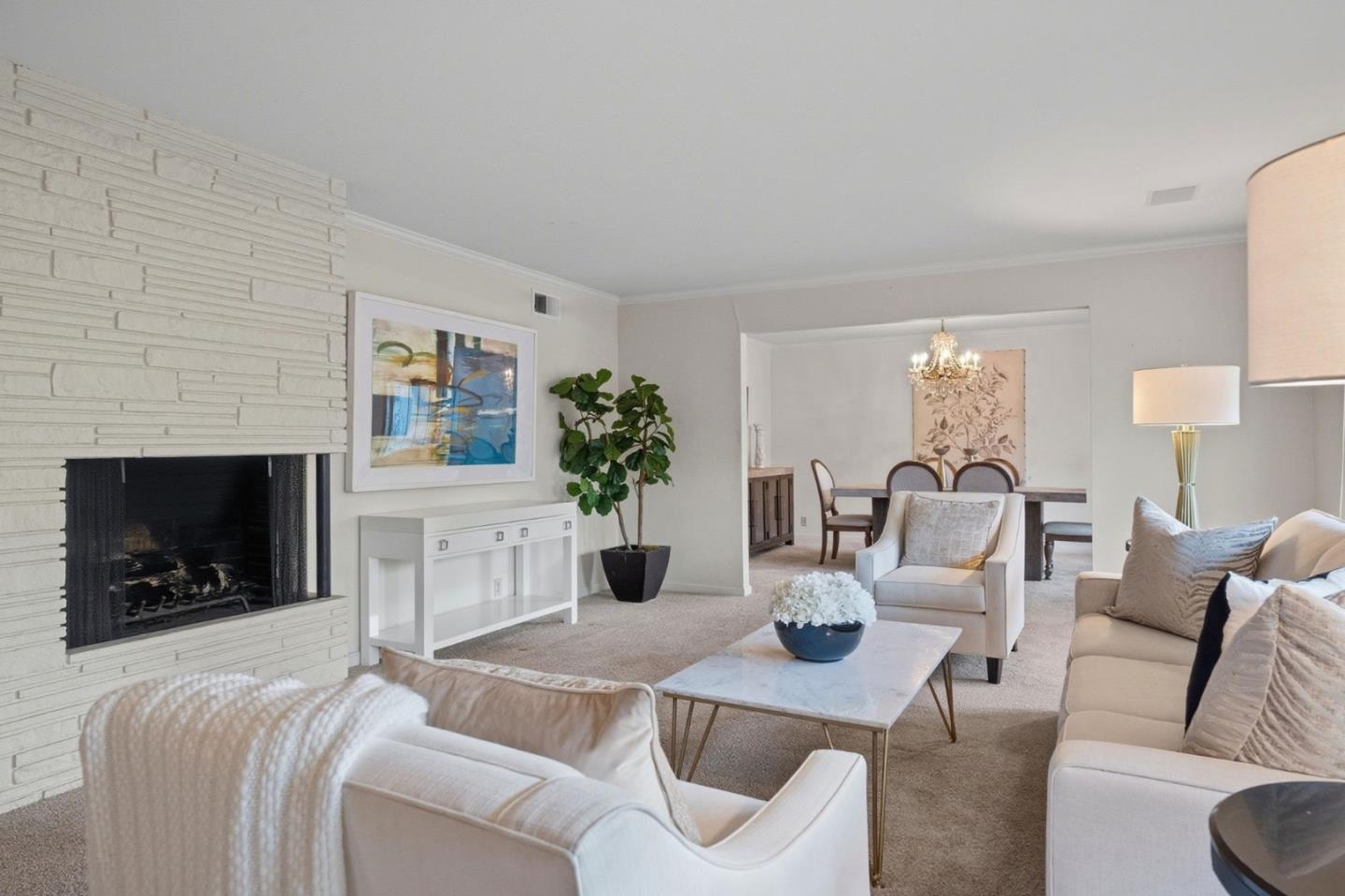 Detail Gallery Image 6 of 39 For 135 Harcross Rd, Woodside,  CA 94062 - 3 Beds | 2 Baths