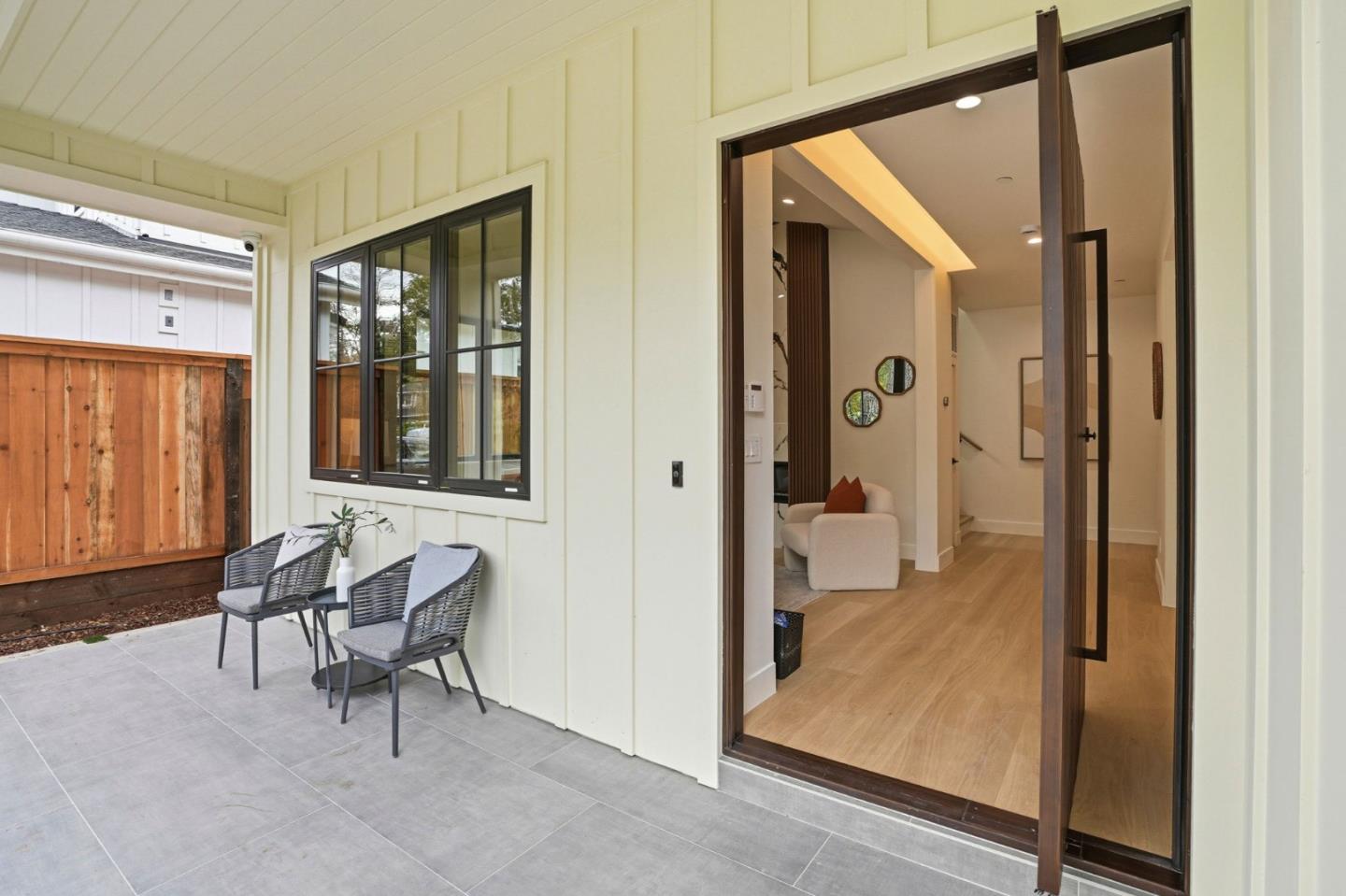 Detail Gallery Image 2 of 36 For 752 College Ave, Menlo Park,  CA 94025 - 5 Beds | 5 Baths