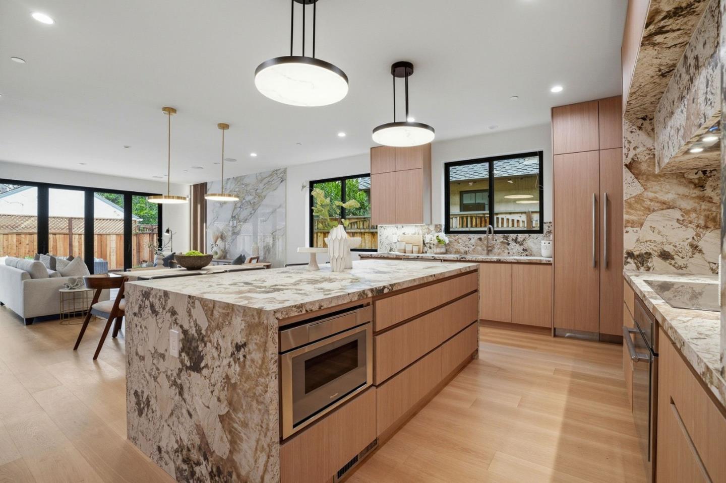 Detail Gallery Image 7 of 36 For 752 College Ave, Menlo Park,  CA 94025 - 5 Beds | 5 Baths