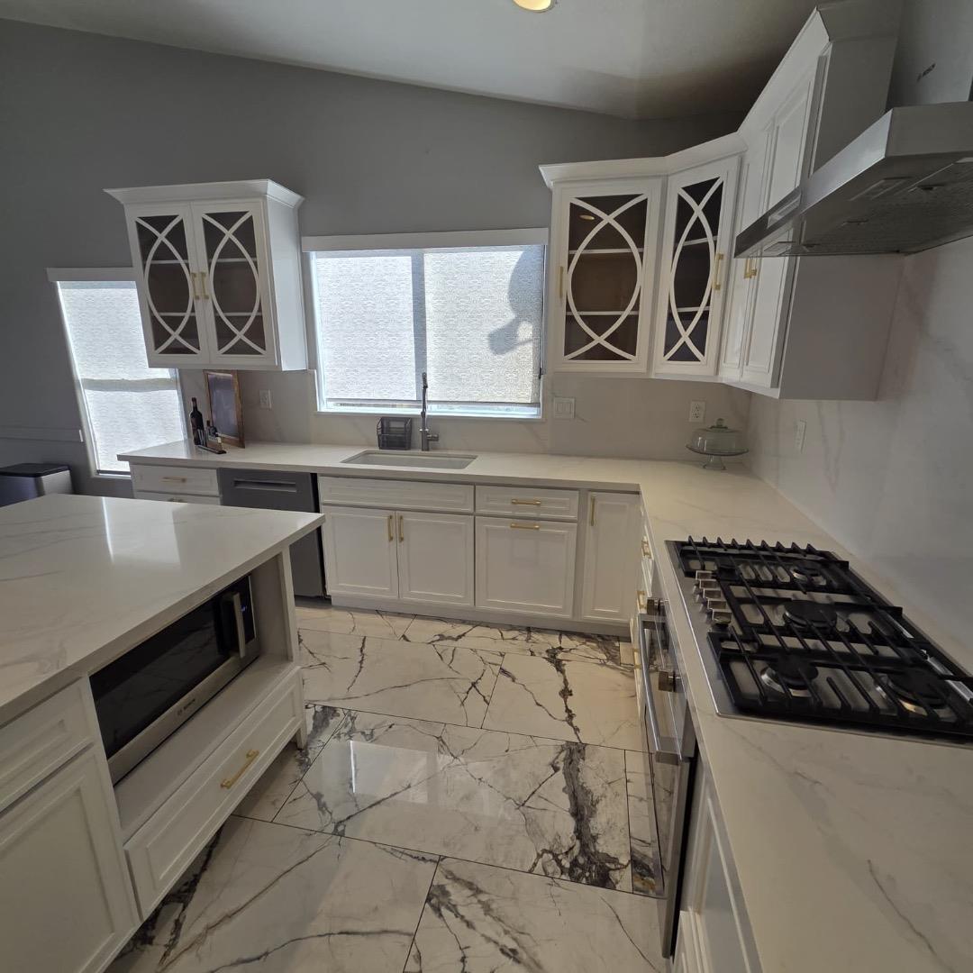 Detail Gallery Image 11 of 28 For 1390 Appalachian St, Soledad,  CA 93960 - 4 Beds | 2/1 Baths