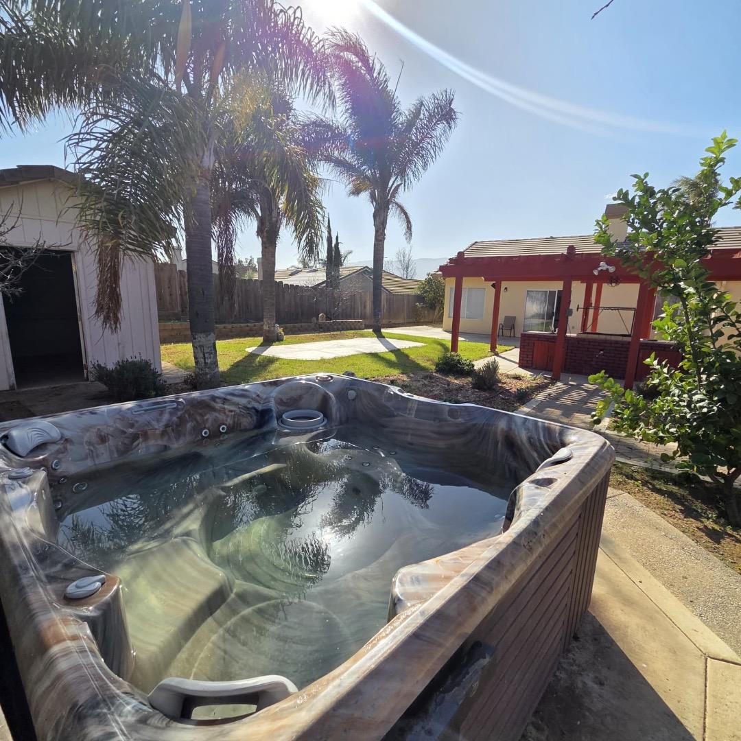 Detail Gallery Image 9 of 28 For 1390 Appalachian St, Soledad,  CA 93960 - 4 Beds | 2/1 Baths