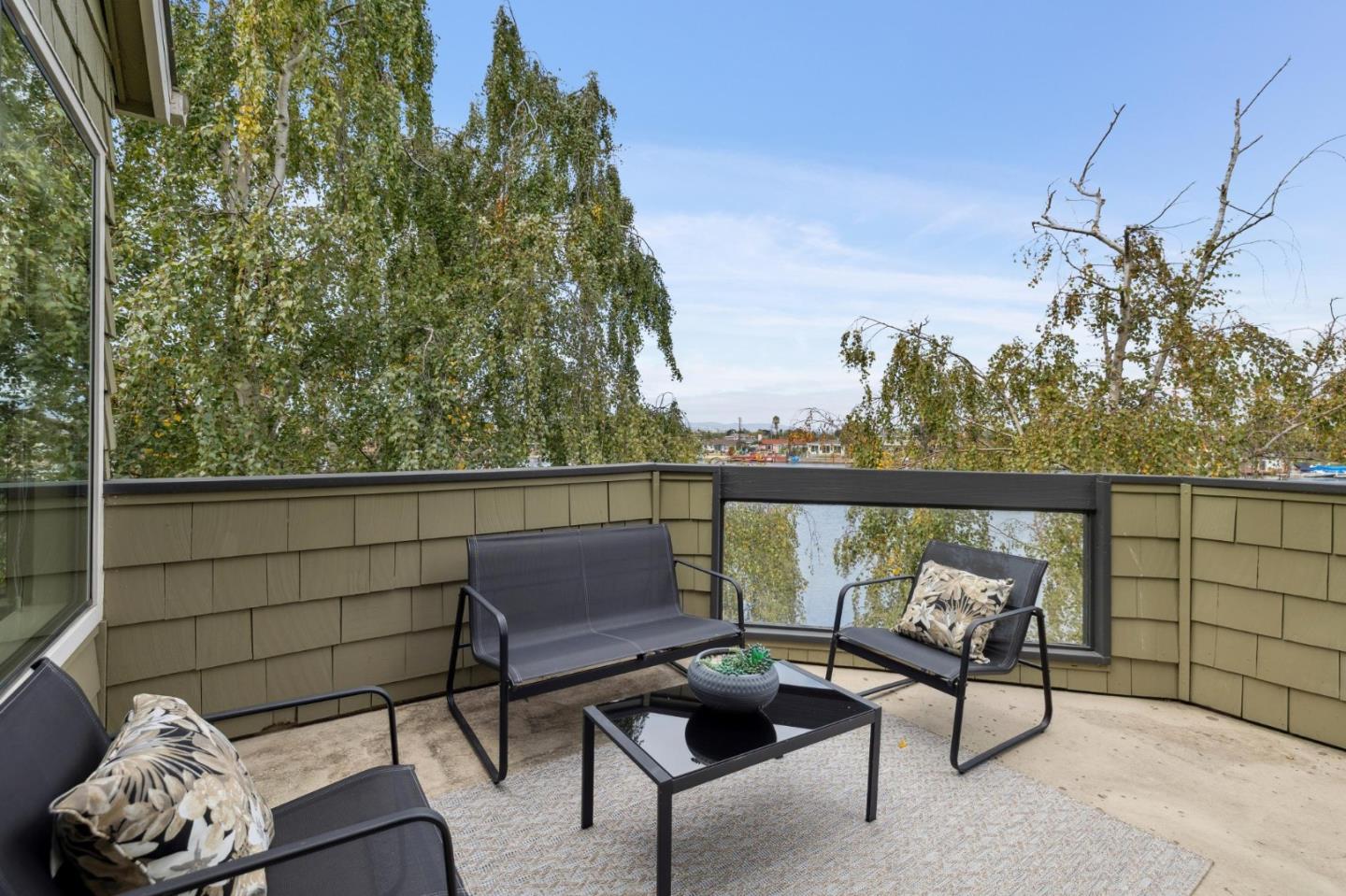 Detail Gallery Image 16 of 66 For 1016 Shoreline Drive, San Mateo,  CA 94404 - 3 Beds | 2 Baths