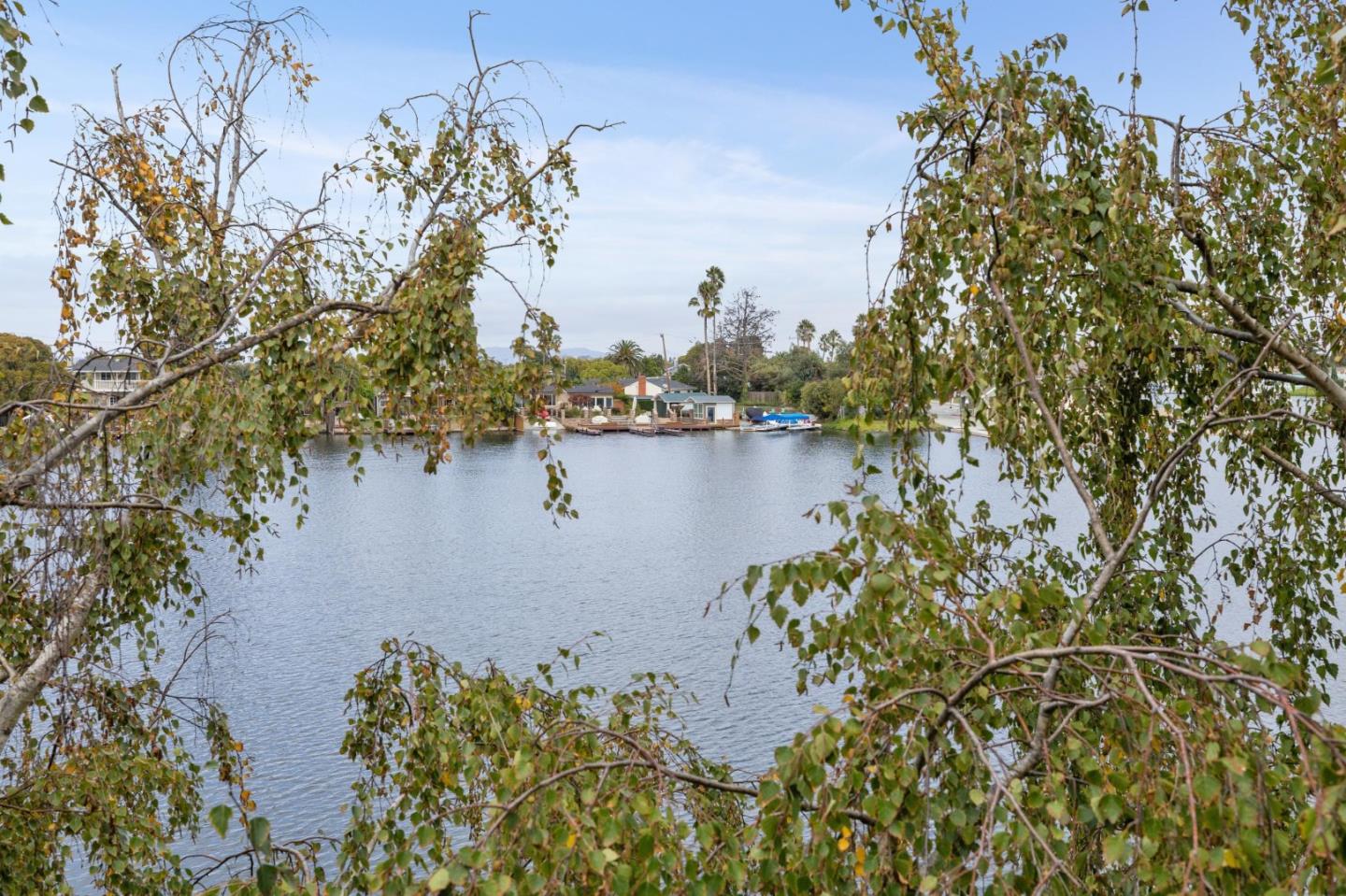 Detail Gallery Image 19 of 66 For 1016 Shoreline Drive, San Mateo,  CA 94404 - 3 Beds | 2 Baths