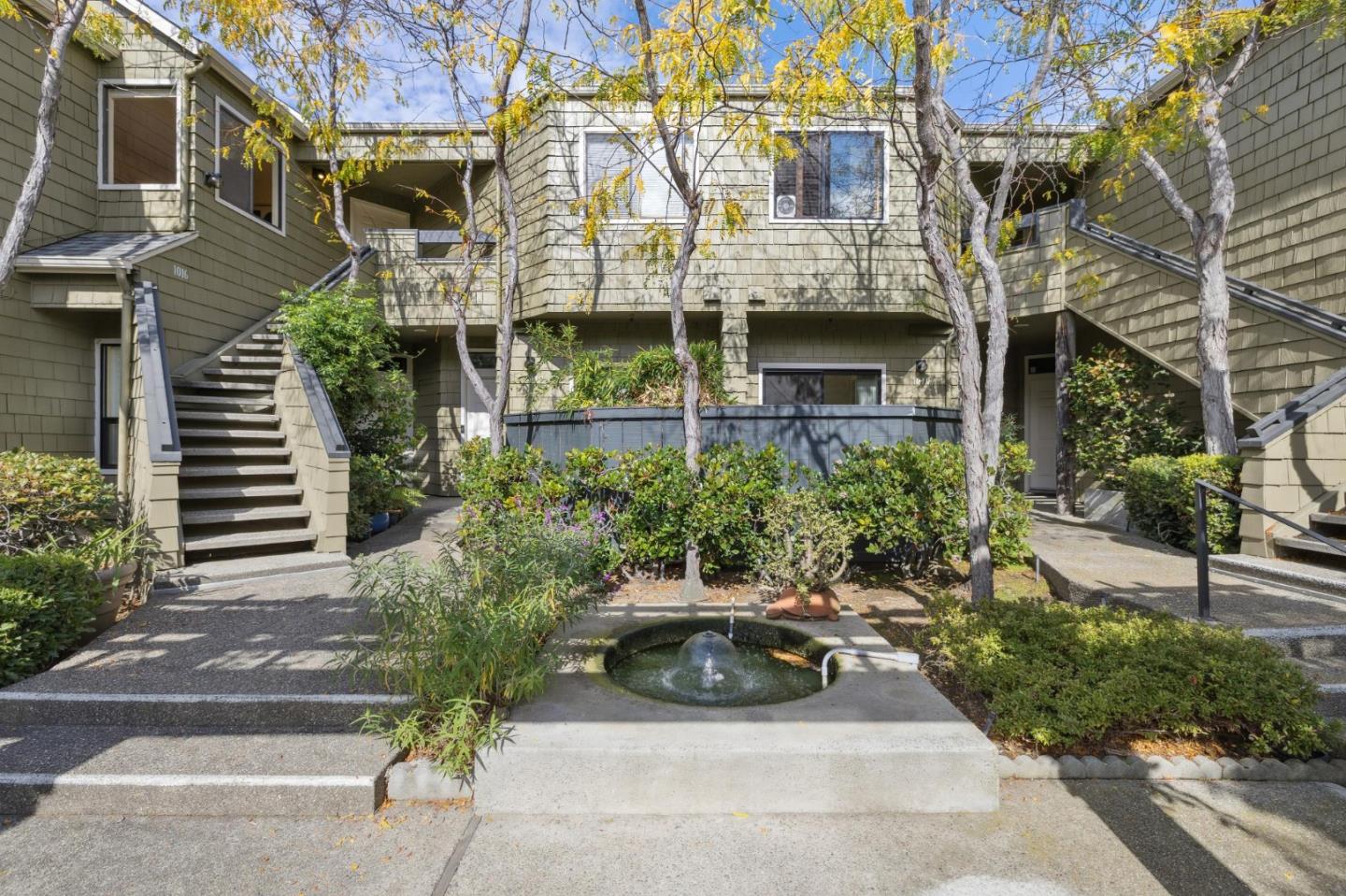 Detail Gallery Image 3 of 66 For 1016 Shoreline Drive, San Mateo,  CA 94404 - 3 Beds | 2 Baths