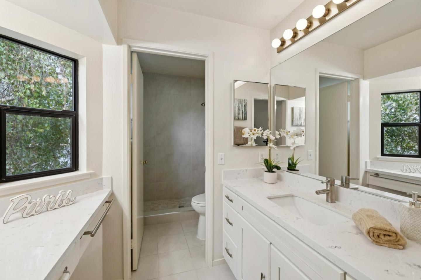 Detail Gallery Image 30 of 66 For 1016 Shoreline Drive, San Mateo,  CA 94404 - 3 Beds | 2 Baths