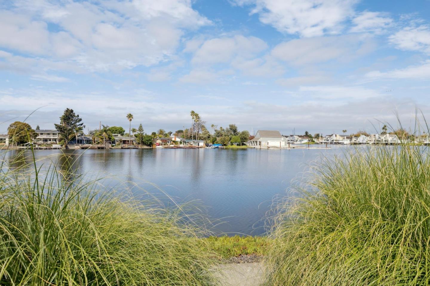 Detail Gallery Image 43 of 66 For 1016 Shoreline Drive, San Mateo,  CA 94404 - 3 Beds | 2 Baths