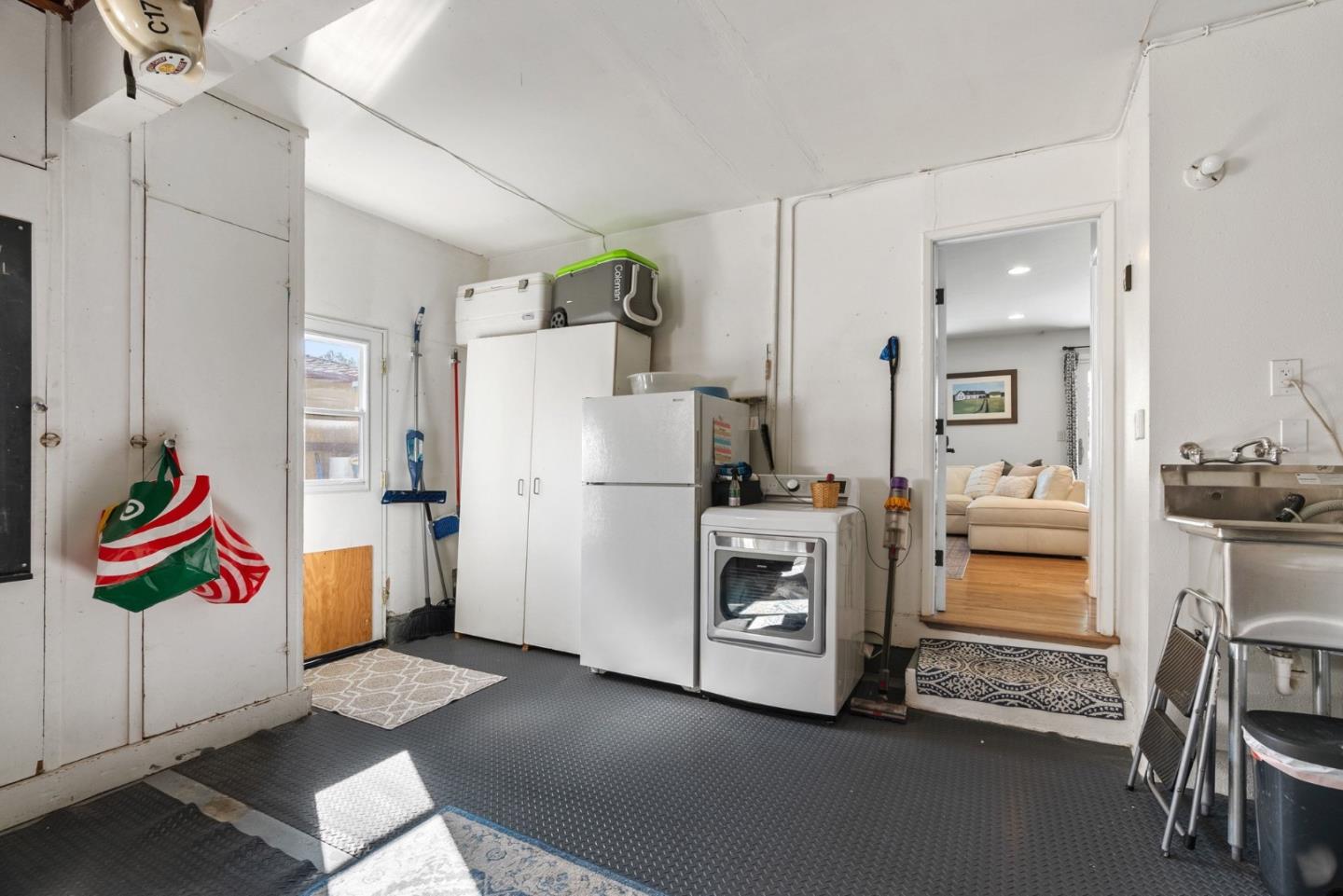 Detail Gallery Image 32 of 40 For 1699 Cheryl Way, Aptos,  CA 95003 - 4 Beds | 2/1 Baths