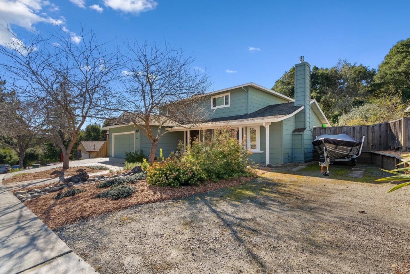Detail Gallery Image 4 of 40 For 1699 Cheryl Way, Aptos,  CA 95003 - 4 Beds | 2/1 Baths