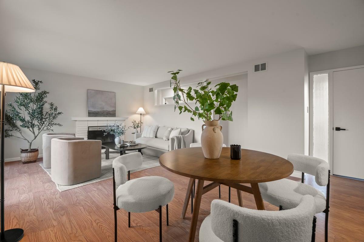 Detail Gallery Image 3 of 17 For 1406 Dentwood Dr, San Jose,  CA 95118 - 3 Beds | 2 Baths