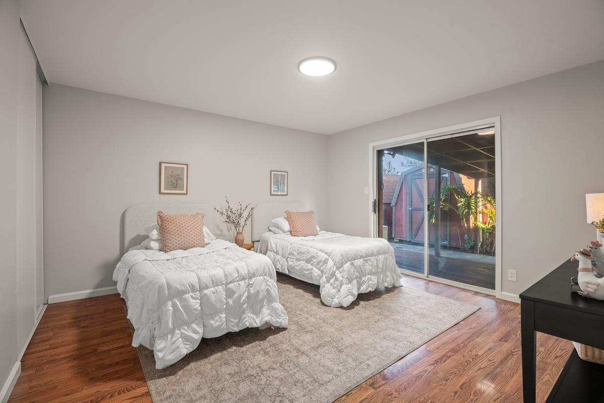 Detail Gallery Image 9 of 17 For 1406 Dentwood Dr, San Jose,  CA 95118 - 3 Beds | 2 Baths