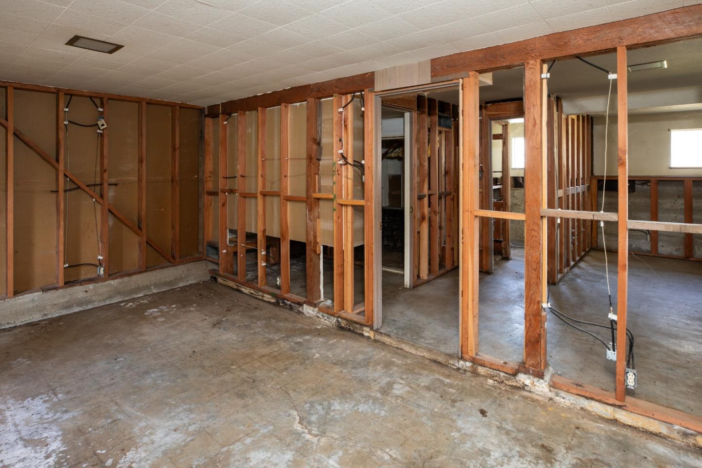 Detail Gallery Image 12 of 18 For 3820 Fernwood St, San Mateo,  CA 94403 - 3 Beds | 2 Baths